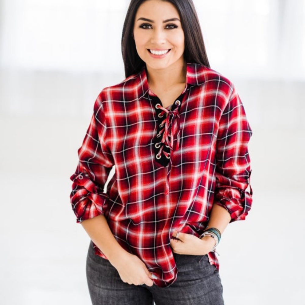 💕NWT Kori Lace Up Plaid Top